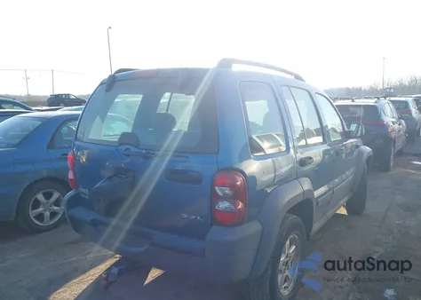 2005 Jeep Liberty Sport z USA, uszkodzony, nr VIN 1J4GL48K15W663739